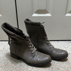 Women's combat boots